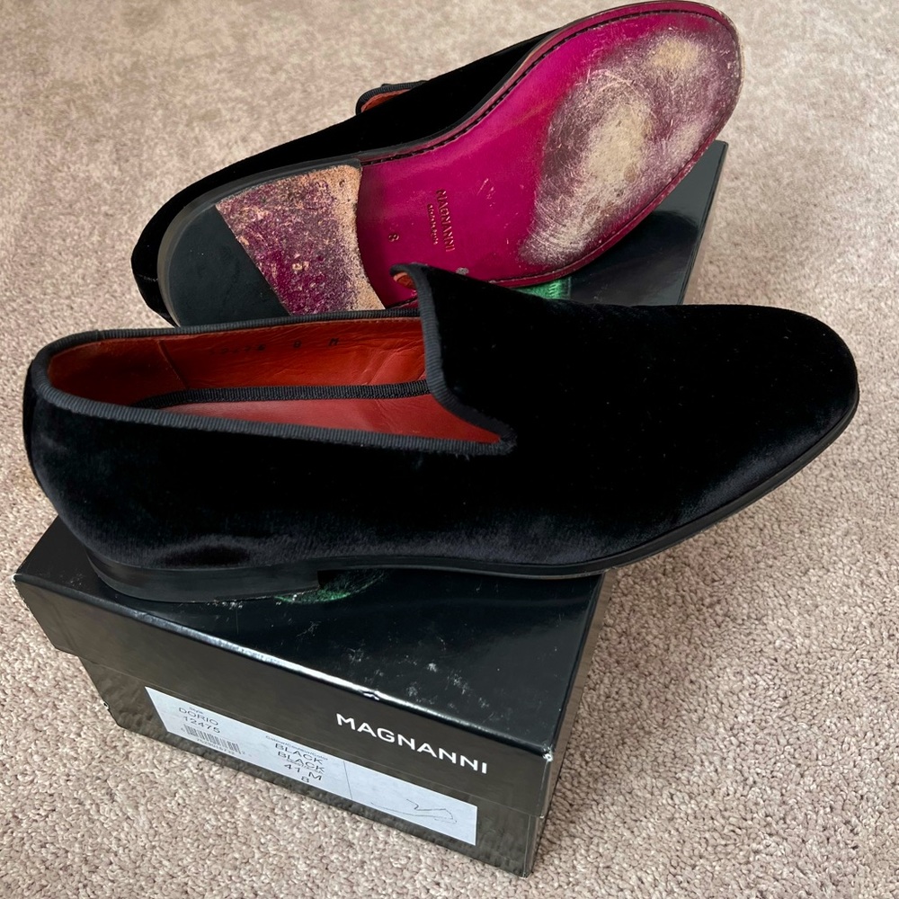 Men’s Magnanni Dorio Venetian velvet slip on loafer